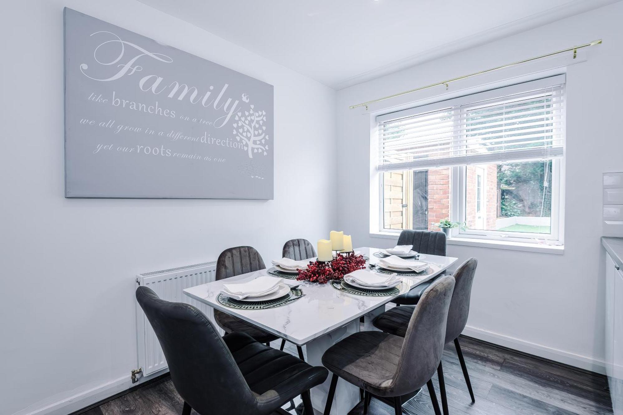 Comfort Place - 3 Bedroom House In Chester - Sleeps 6 外观 照片